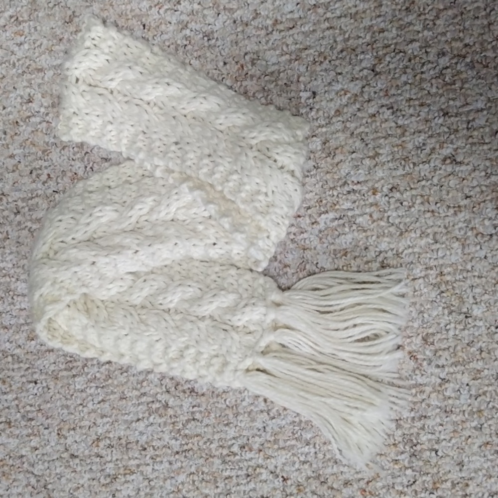 White knit scarf